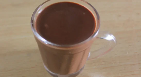 Chocolate Quente com Apenas 3 Ingredientes Fácil - Receitas e Cozinha