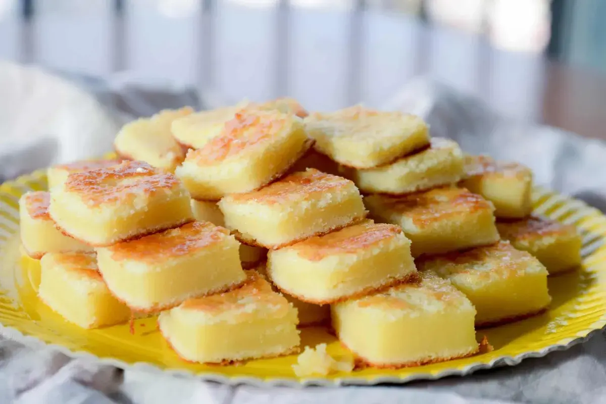 Bolo de Queijo Minas com Leite Condensado