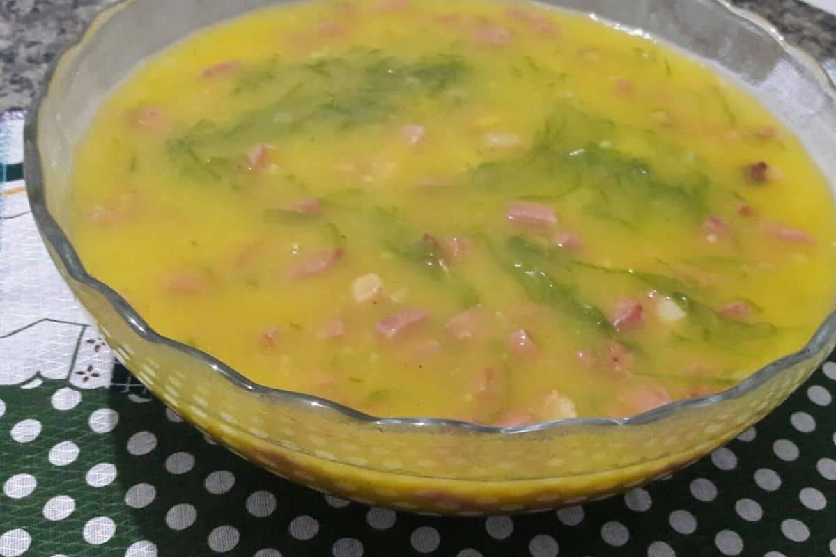 Caldo de Mandioquinha com Calabresa Prática e Super Saborosa