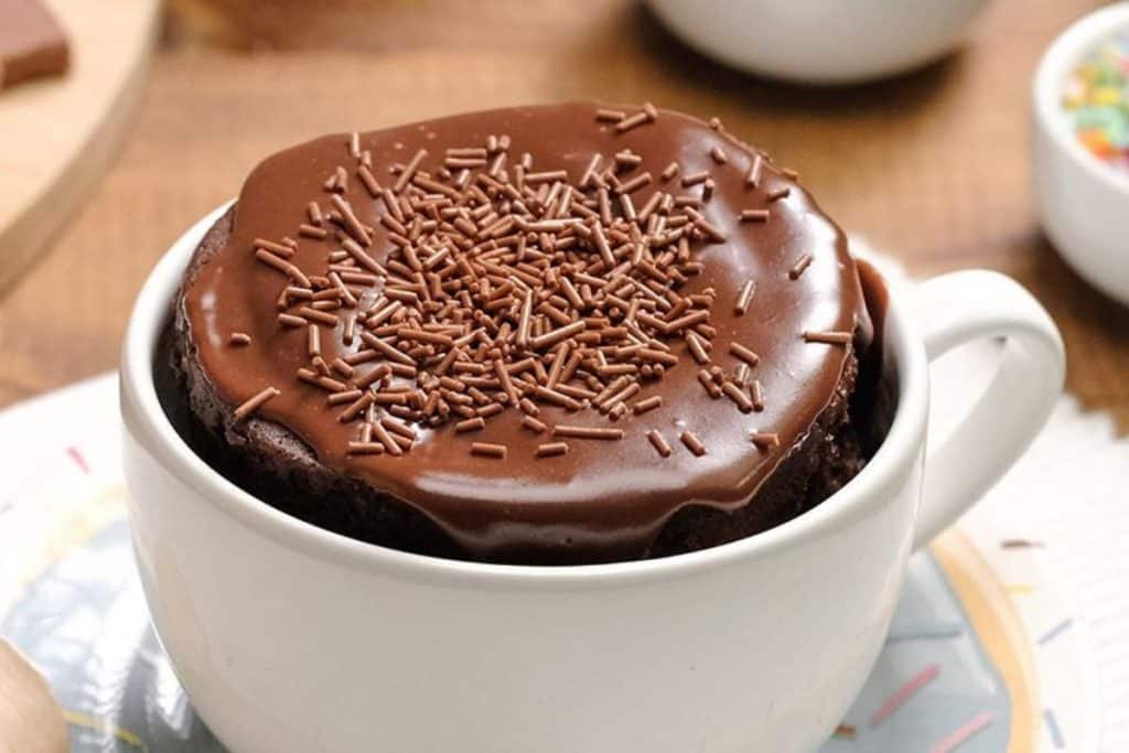 Receita de Bolo de Caneca de Chocolate Você vai Querer Sempre - Receitas e Cozinha