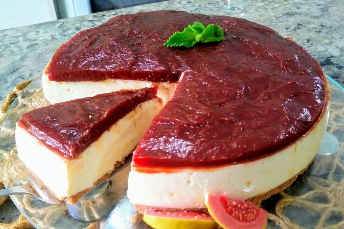 Cheesecake de Queijo com Goiabada Feito para Conquistar